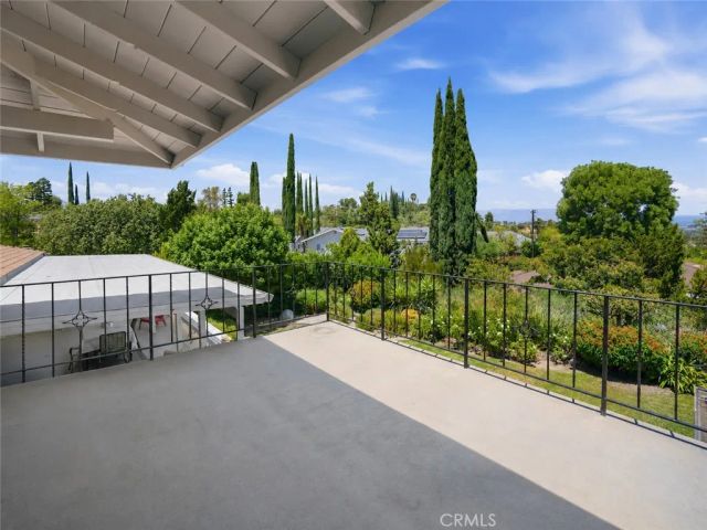 22509 Charlestown, Calabasas, CA 91302