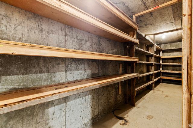 623 N 1000 W, Clearfield, UT 84015