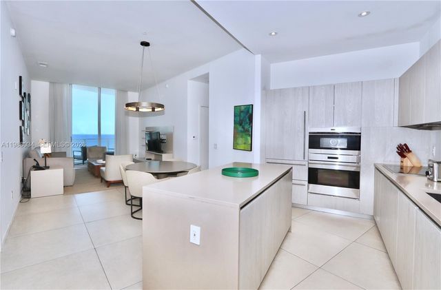 4111 S Ocean Drive UPH8, Hollywood, FL 33019