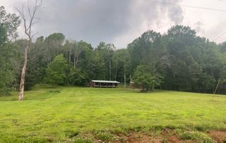 2832 New Harmony Rd, Hartsville, TN 37074