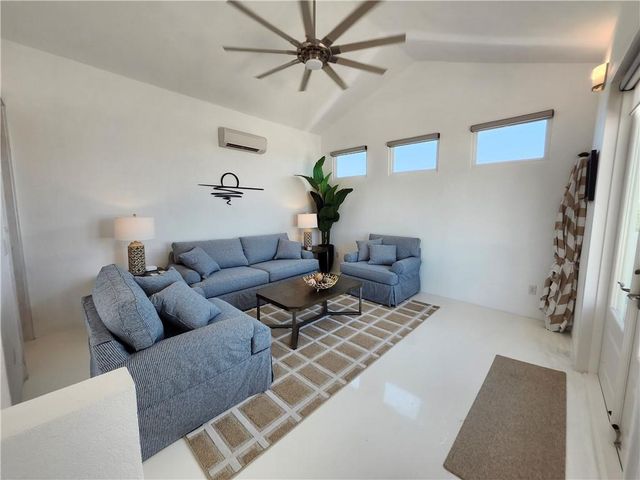 149 Porto Villageo DR, Port Aransas, TX 78373