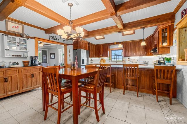 2038 N 43rd Road, Leland, IL 60531
