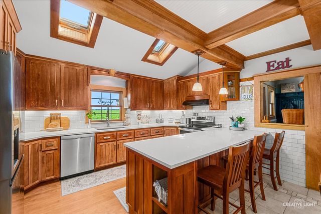 2038 N 43rd Road, Leland, IL 60531
