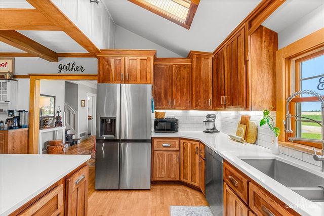 2038 N 43rd Road, Leland, IL 60531