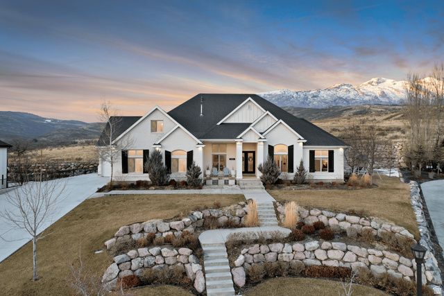 5886 W TIMBER RIDGE LN, Highland, UT 84003