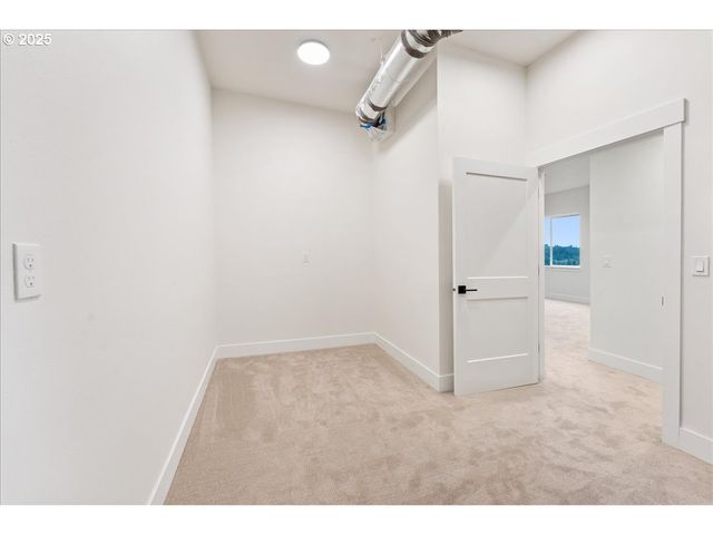 737 Se FOREST GLEN Rd, Estacada, OR 97023