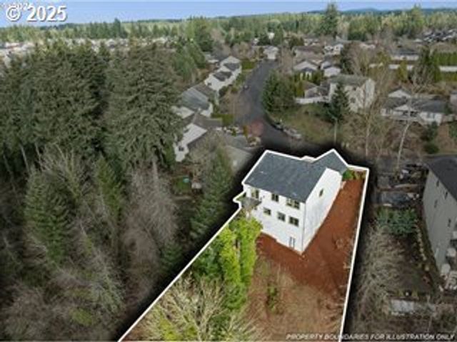 737 Se FOREST GLEN Rd, Estacada, OR 97023