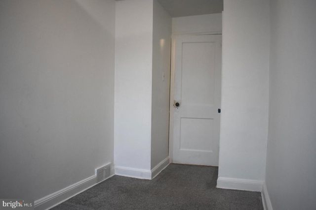 7305 WOODCREST AVE, Philadelphia, PA 19151