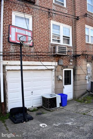 7305 WOODCREST AVE, Philadelphia, PA 19151