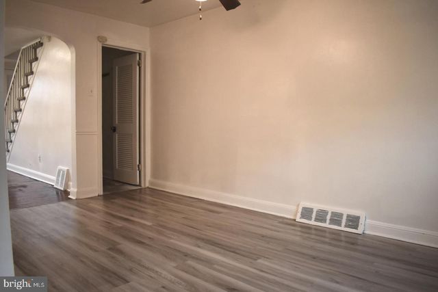 7305 WOODCREST AVE, Philadelphia, PA 19151