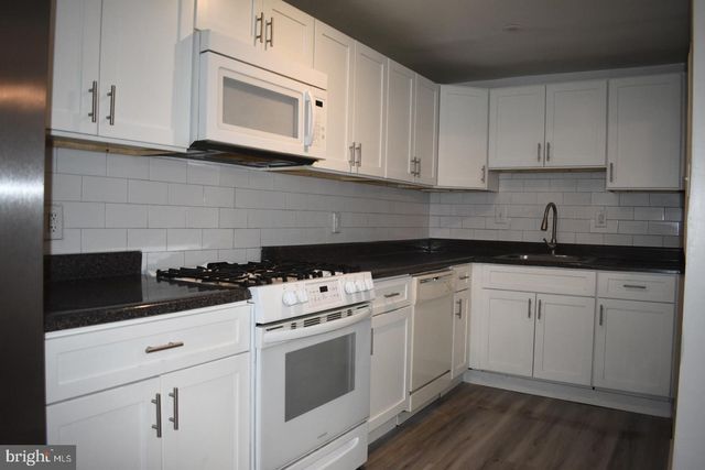 7305 WOODCREST AVE, Philadelphia, PA 19151