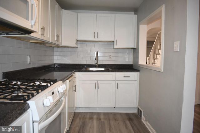 7305 WOODCREST AVE, Philadelphia, PA 19151