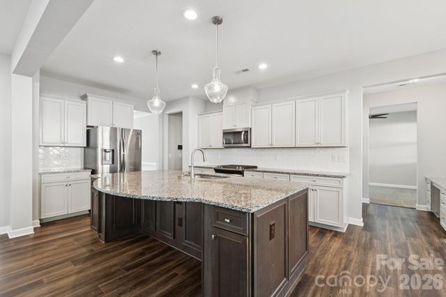 15311 Red Canoe Way, Charlotte, NC 28278