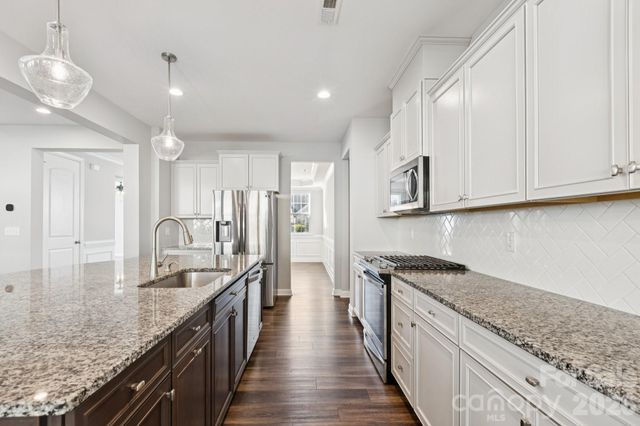 15311 Red Canoe Way, Charlotte, NC 28278