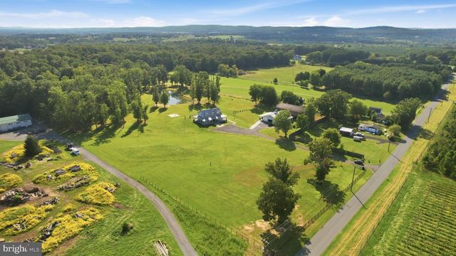 43449 LOST CORNER RD, Leesburg, VA 20176