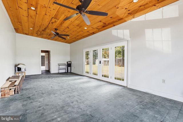 43449 LOST CORNER RD, Leesburg, VA 20176
