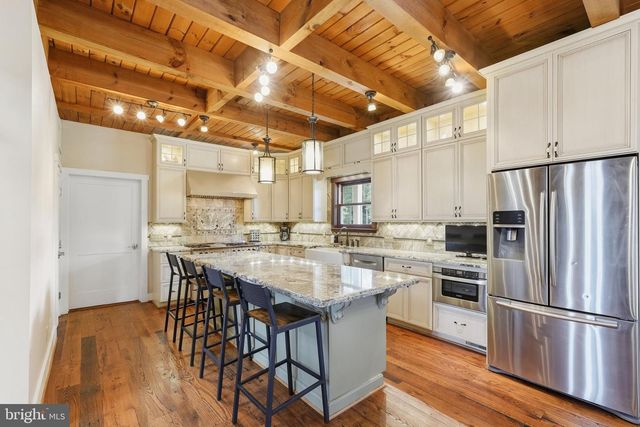 43449 LOST CORNER RD, Leesburg, VA 20176