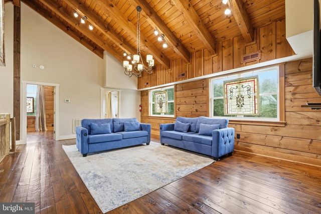43449 LOST CORNER RD, Leesburg, VA 20176