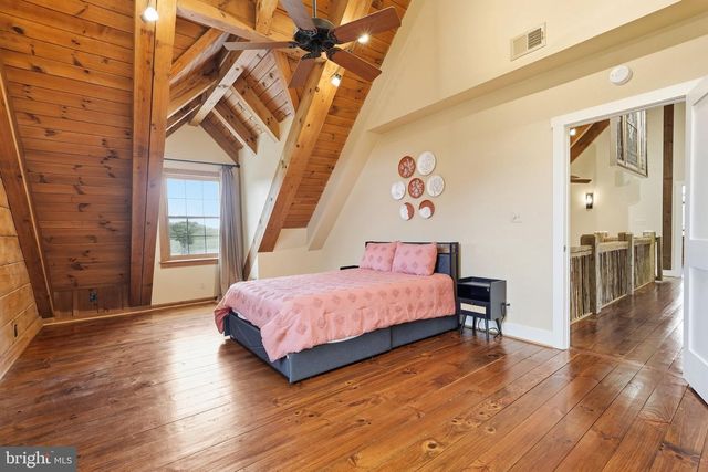 43449 LOST CORNER RD, Leesburg, VA 20176
