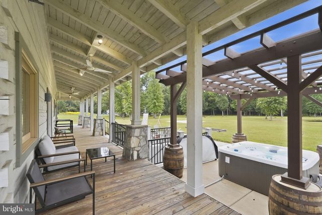 43449 LOST CORNER RD, Leesburg, VA 20176