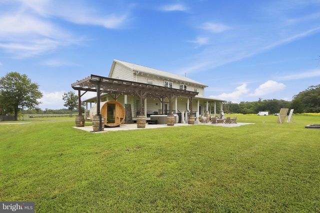 43449 LOST CORNER RD, Leesburg, VA 20176