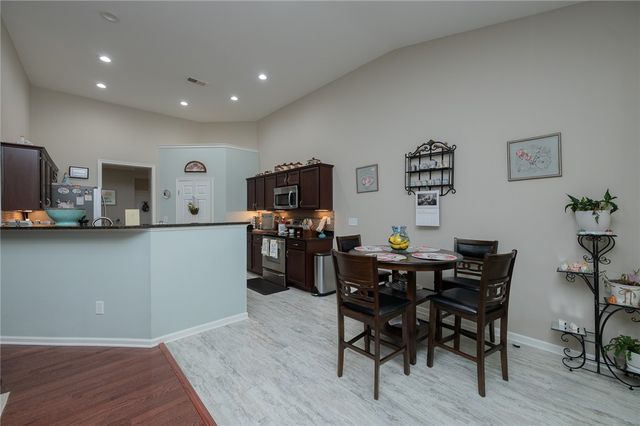 806 Hartscove Court, Boiling Springs, SC 29316