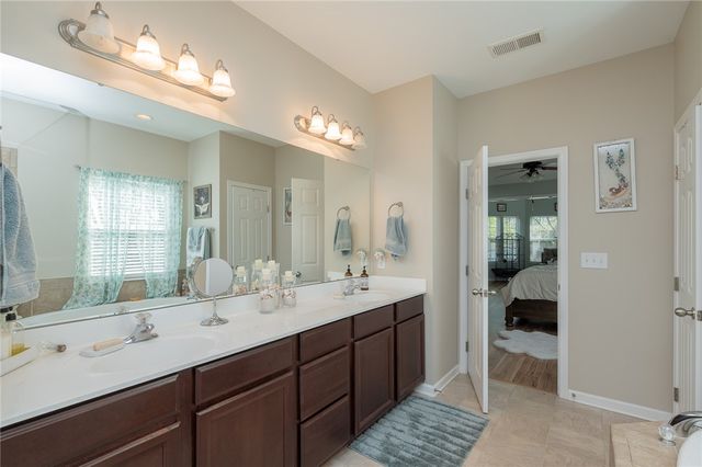 806 Hartscove Court, Boiling Springs, SC 29316