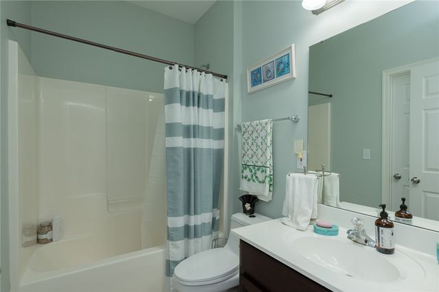 806 Hartscove Court, Boiling Springs, SC 29316