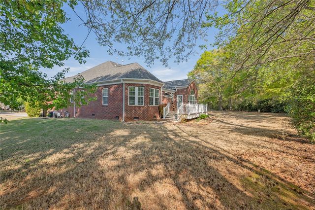 806 Hartscove Court, Boiling Springs, SC 29316