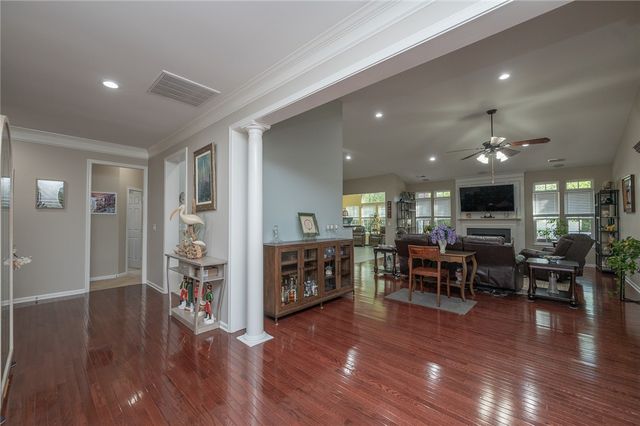 806 Hartscove Court, Boiling Springs, SC 29316