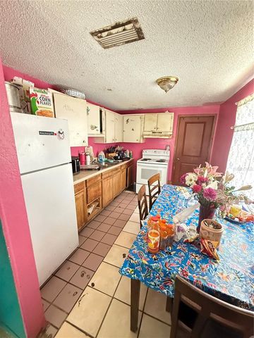 4212 9TH STREET E, Bradenton, FL 34208