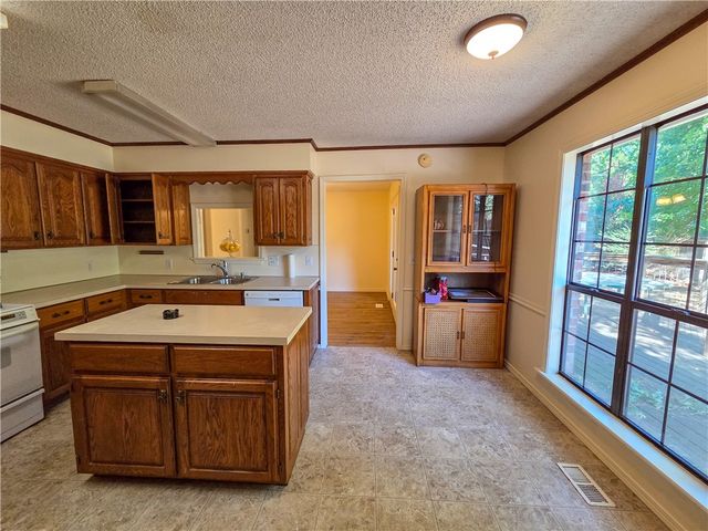 25 N Crider Avenue, Greenland, AR 72701