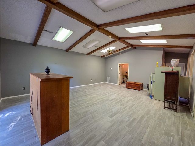 25 N Crider Avenue, Greenland, AR 72701