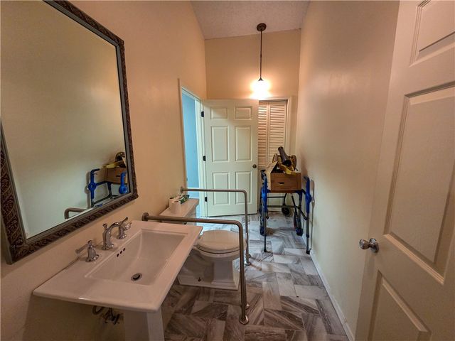 25 N Crider Avenue, Greenland, AR 72701