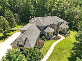 3035 Rainbow Lane, Richfield, OH 44286