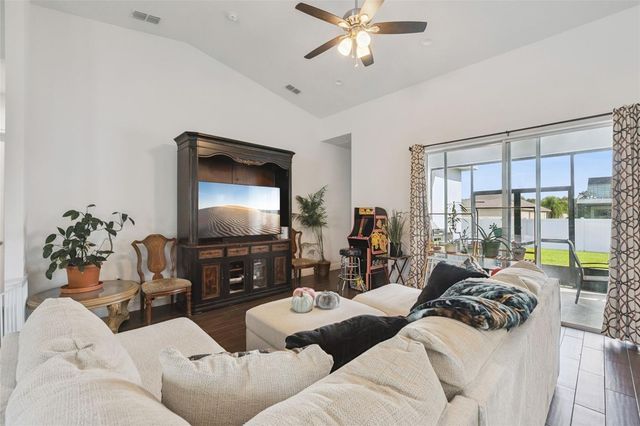 4950 PALL MALL STREET E, Kissimmee, FL 34758