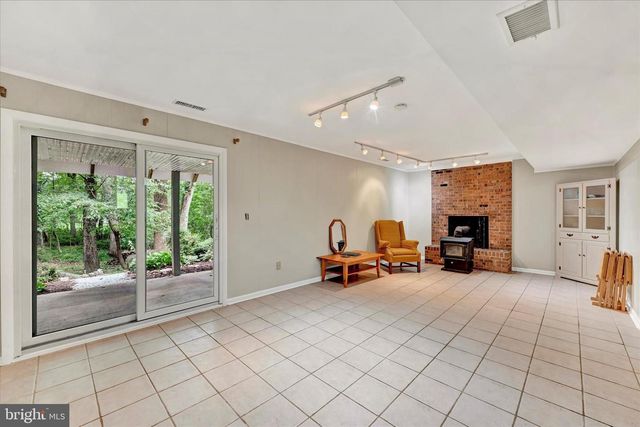 19 SUNDAY CT, Reisterstown, MD 21136