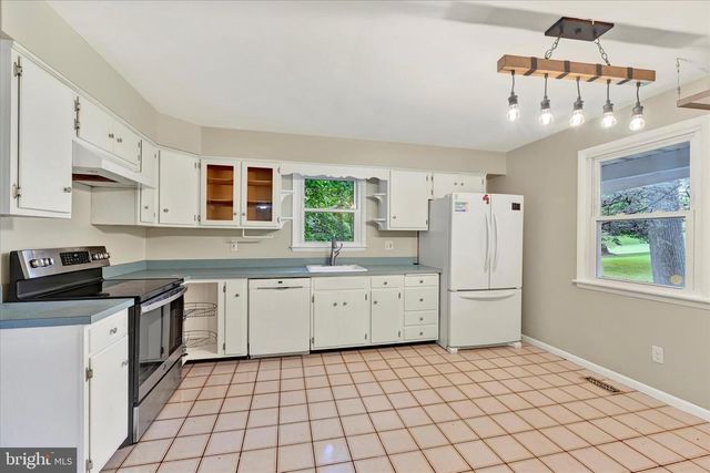 19 SUNDAY CT, Reisterstown, MD 21136