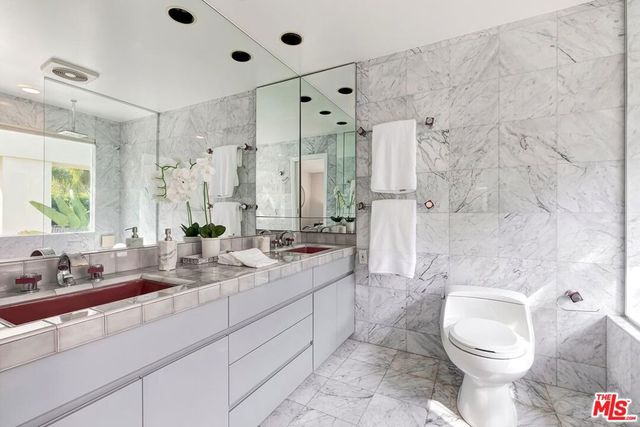 1514 San Ysidro Drive, Beverly Hills, CA 90210