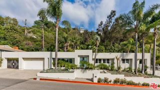 1514 San Ysidro Drive, Beverly Hills, CA 90210