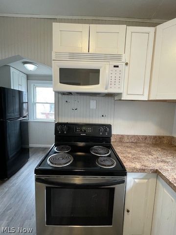 255 Cross Street, Akron, OH 44311