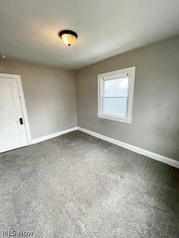 255 Cross Street, Akron, OH 44311