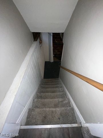 255 Cross Street, Akron, OH 44311