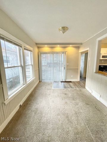 255 Cross Street, Akron, OH 44311