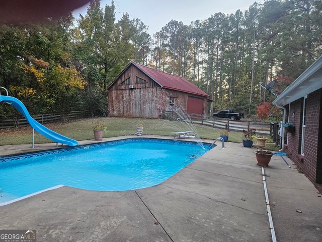 595 Hudson Mill Road, Hamilton, GA 31811