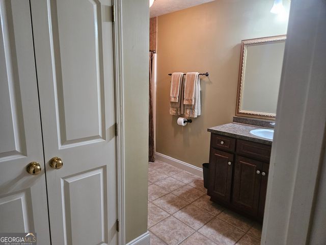 595 Hudson Mill Road, Hamilton, GA 31811