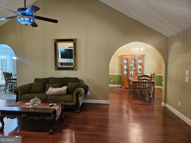 595 Hudson Mill Road, Hamilton, GA 31811