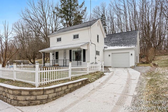 177 Prospect Street, Rockford, MI 49341