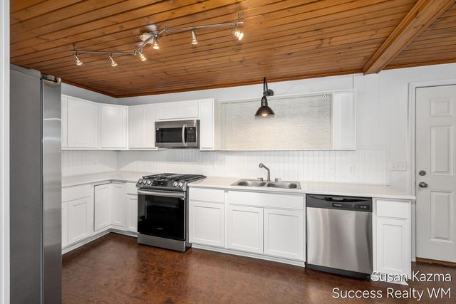 177 Prospect Street, Rockford, MI 49341