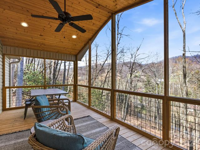 98 Harmony Hill Lane, Mars Hill, NC 28754